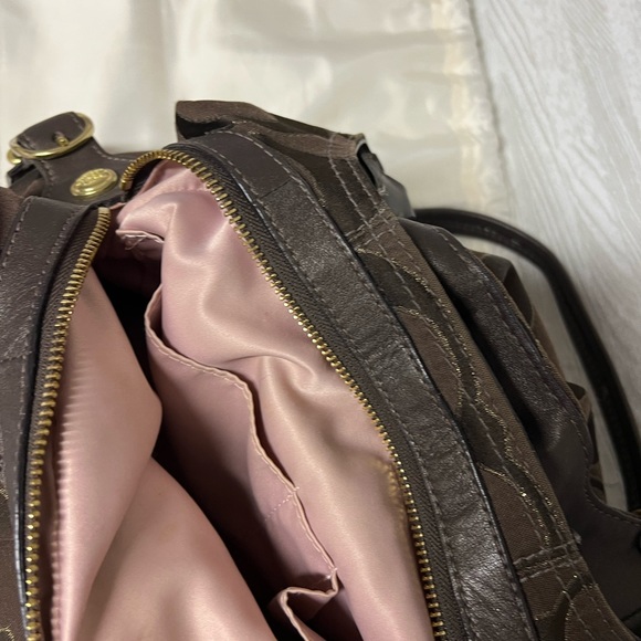 Coach Signature Print Rich Brown/Gold - Picture 7 of 11
